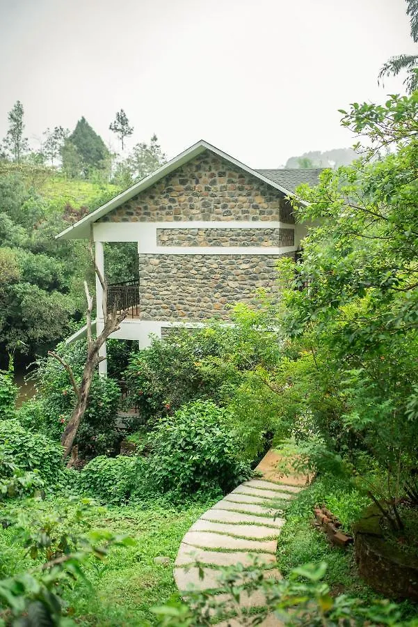 Misty Mountain Experience By Perfect Stays فندق Pīrmed