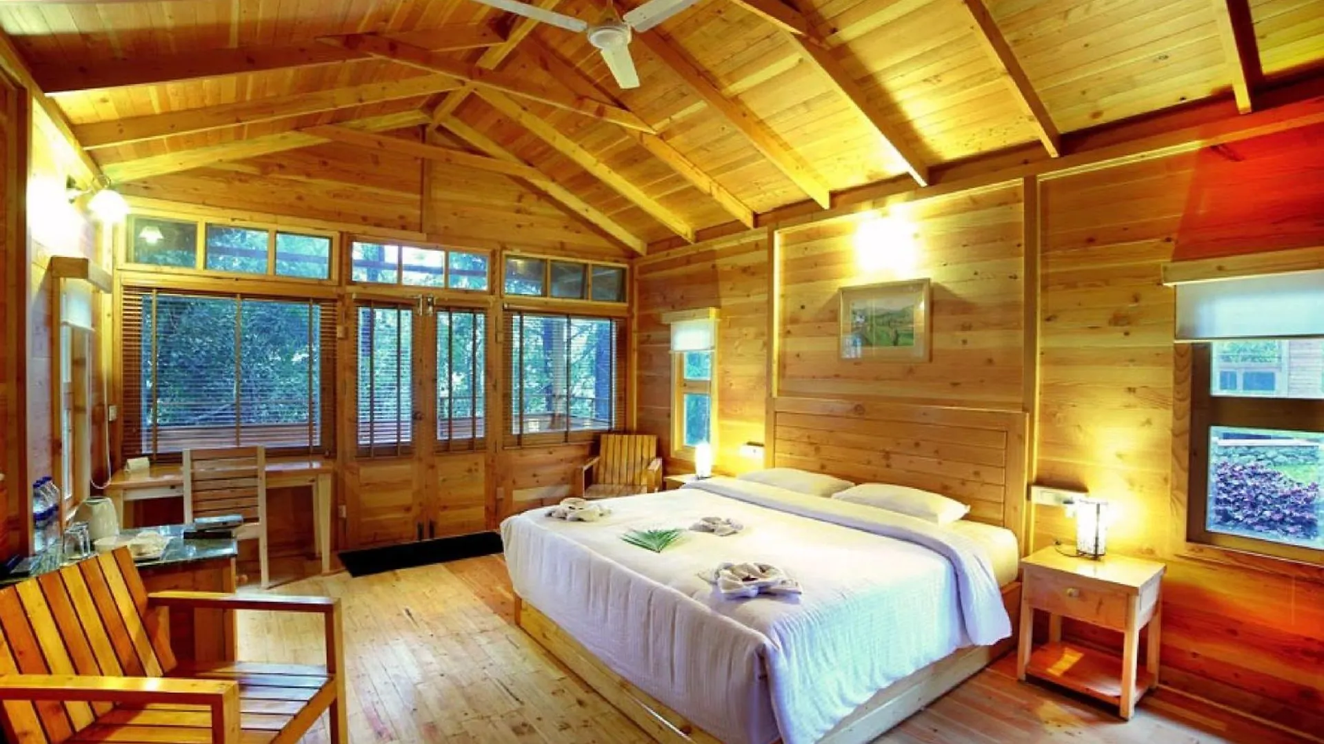 *** فندق Misty Mountain Experience By Perfect Stays الهند