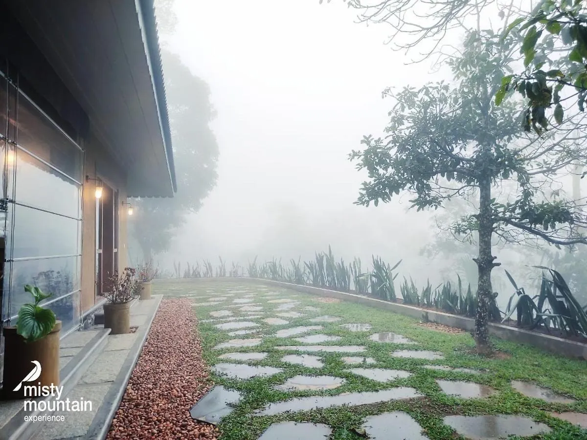 Hotel Misty Mountain Experience