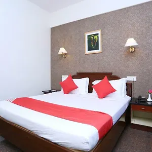 Hotel Oyo 22875 Deliza Residency, Wadakkanchery